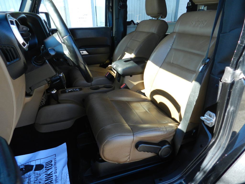 2012 Jeep Wrangler Image 2