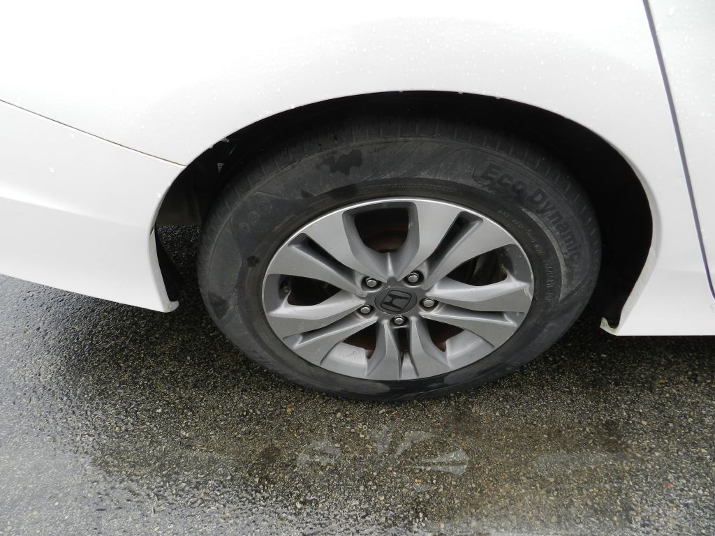 2015 Honda Accord Image 18