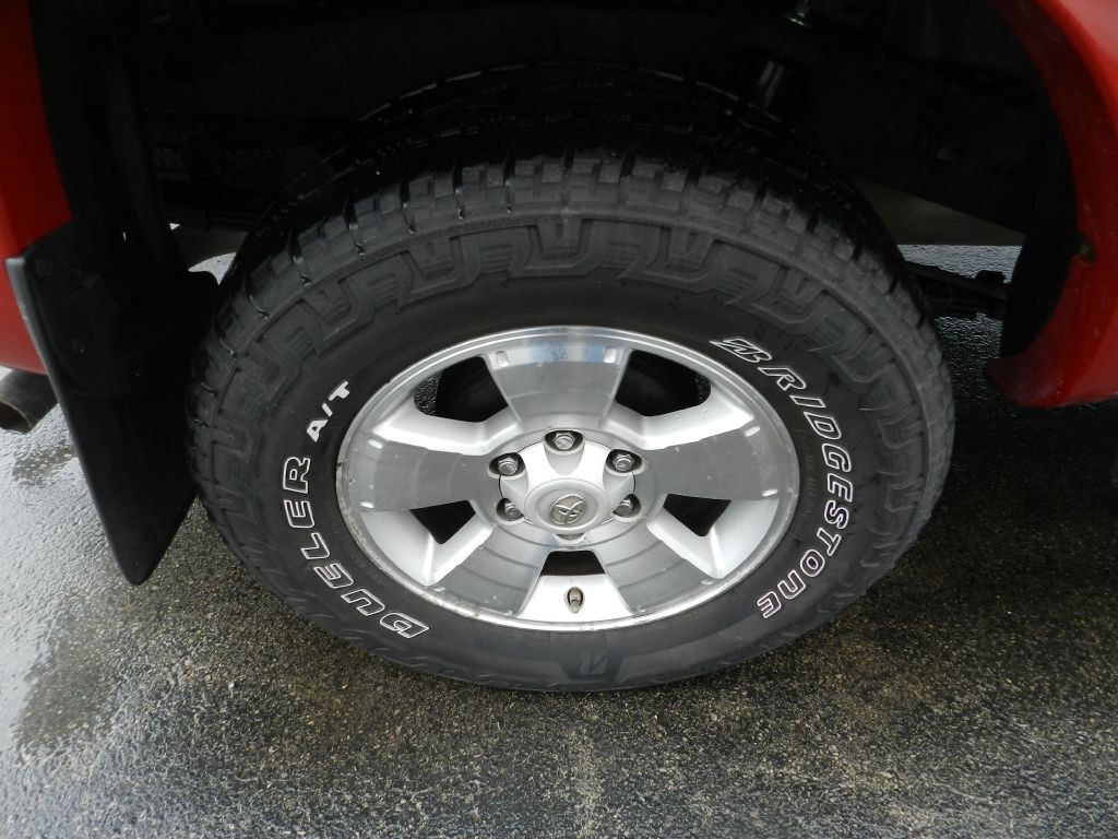 2010 Toyota Tacoma Image 19