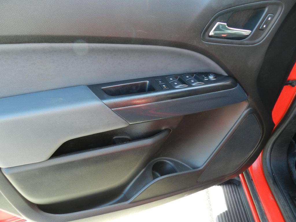 2017 Chevrolet Colorado Image 14