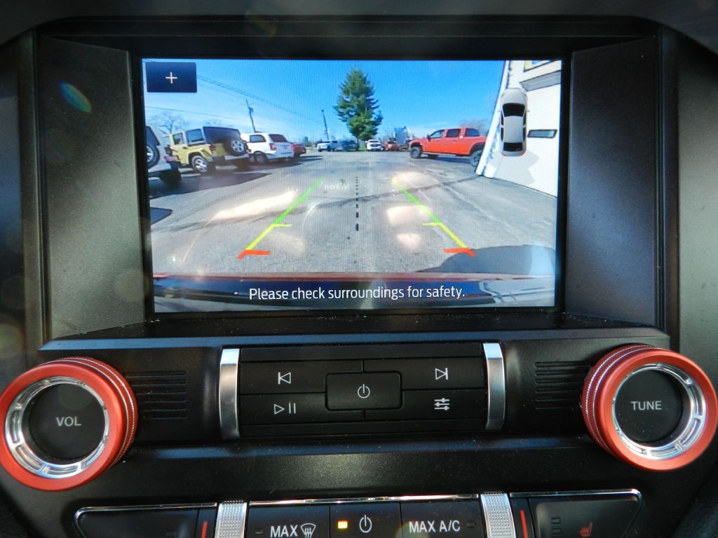 2019 Ford Mustang Image 17