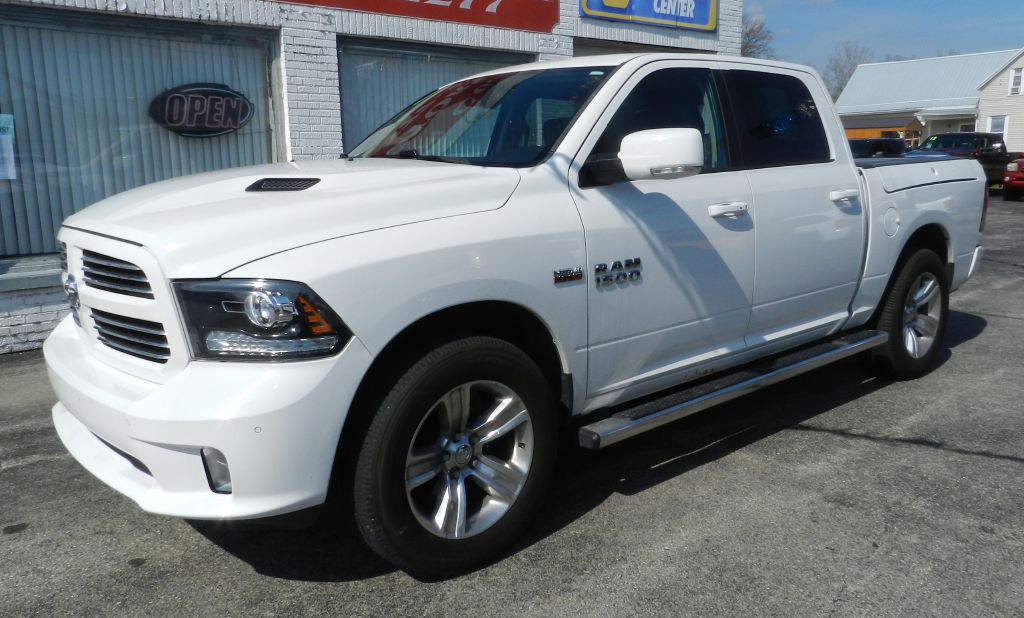 2017 RAM 1500 Image 3