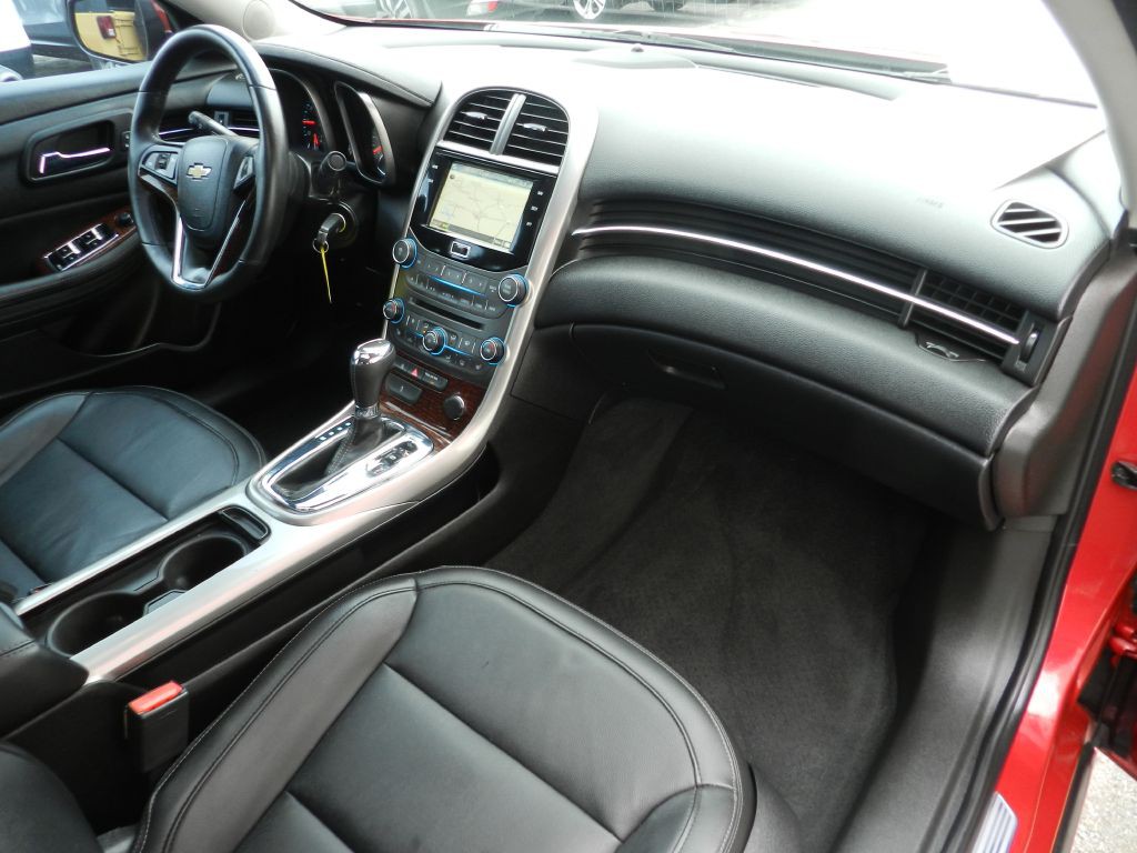 2013 Chevrolet Malibu Image 13