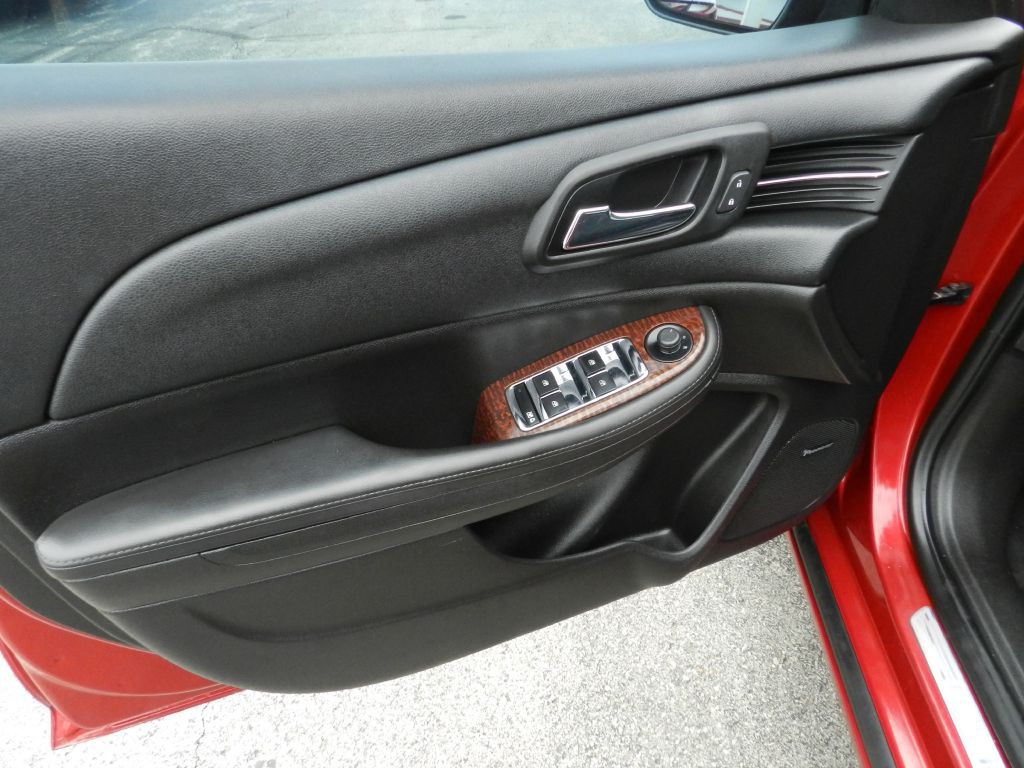 2013 Chevrolet Malibu Image 14