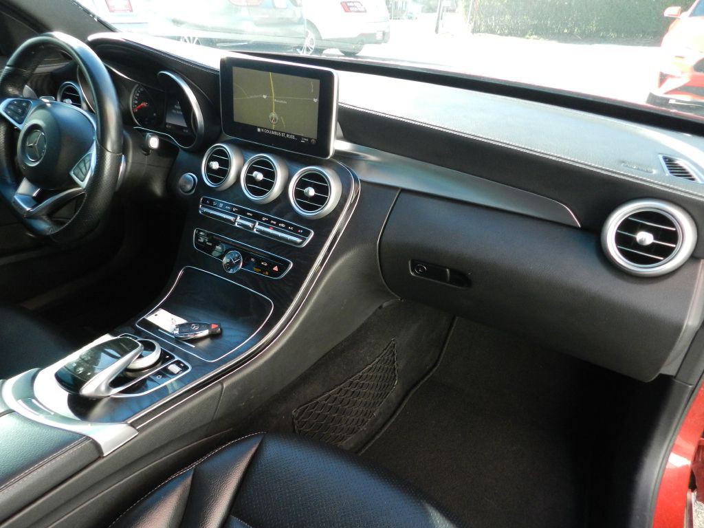 2016 Mercedes-Benz C-Class Image 13