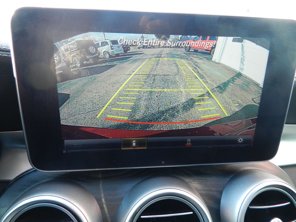 2016 Mercedes-Benz C-Class Image 18