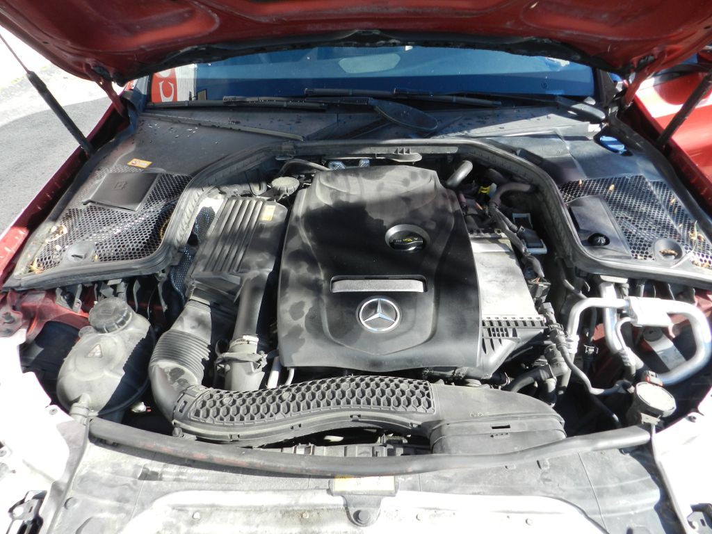 2016 Mercedes-Benz C-Class Image 20