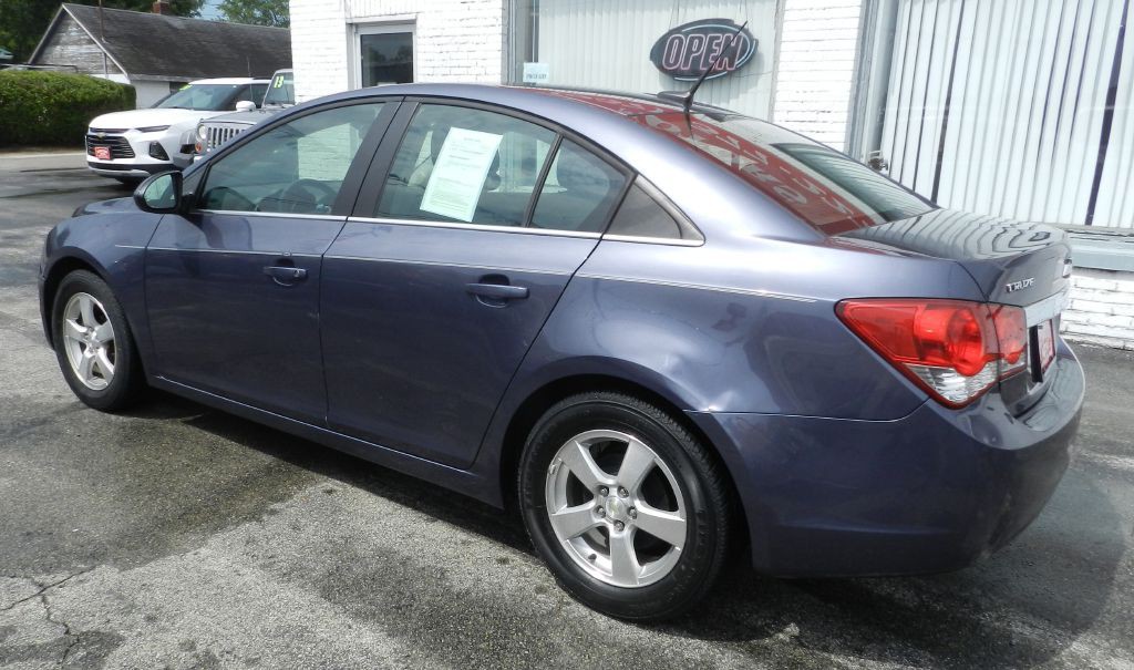 2013 Chevrolet Cruze Image 8