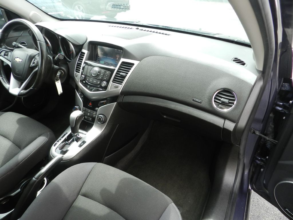 2013 Chevrolet Cruze Image 13