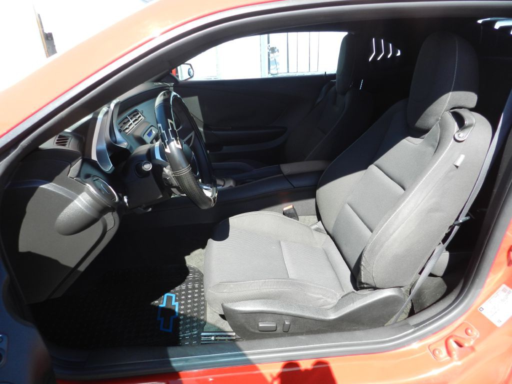 2011 Chevrolet Camaro Image 3