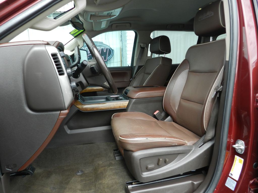 2016 Chevrolet Silverado 1500 Image 2