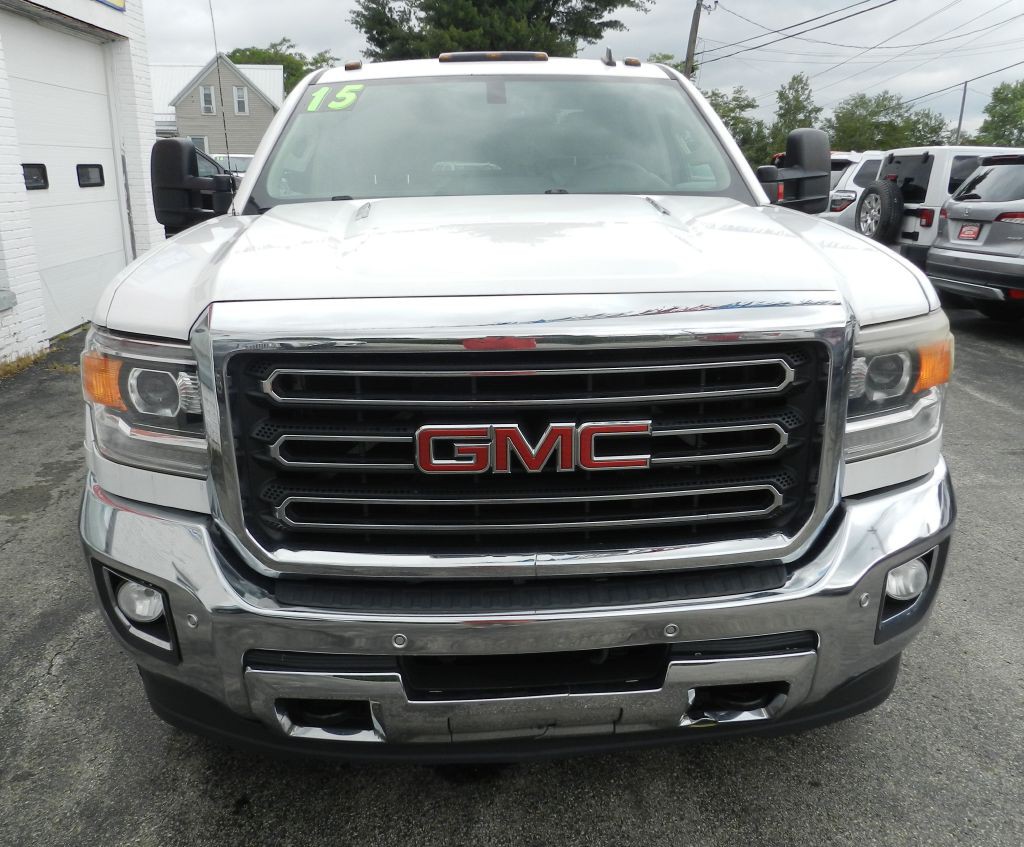 2015 GMC Sierra Image 4