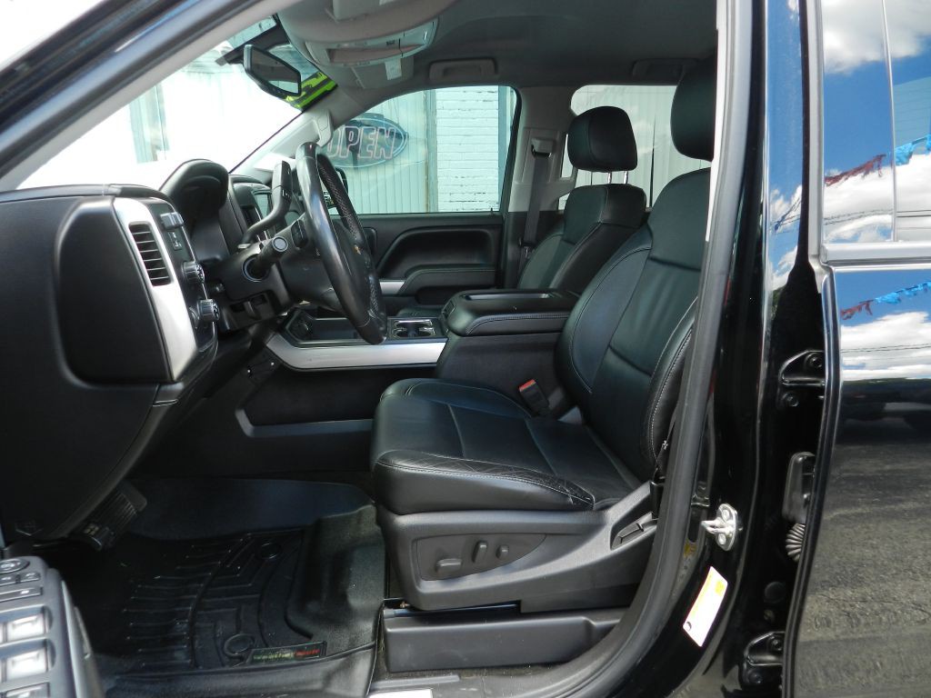 2015 Chevrolet Silverado 1500 Image 2