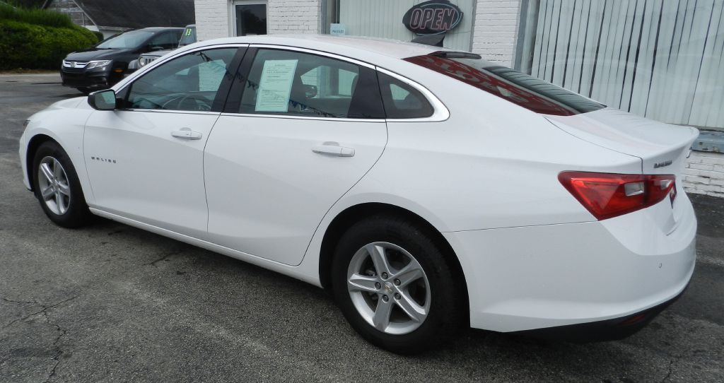 2024 Chevrolet Malibu Image 8