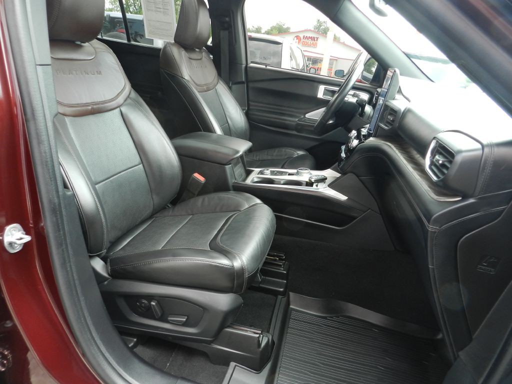 2022 Ford Explorer Image 12