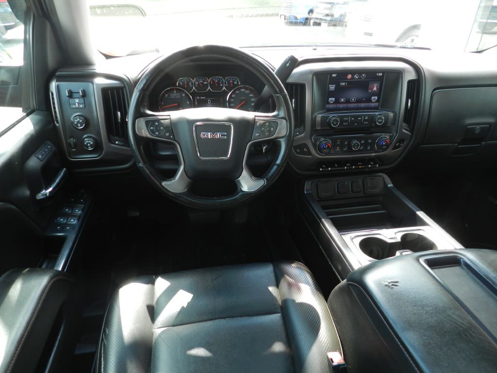 2015 GMC Sierra Image 9