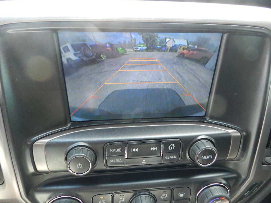 2015 GMC Sierra Image 18