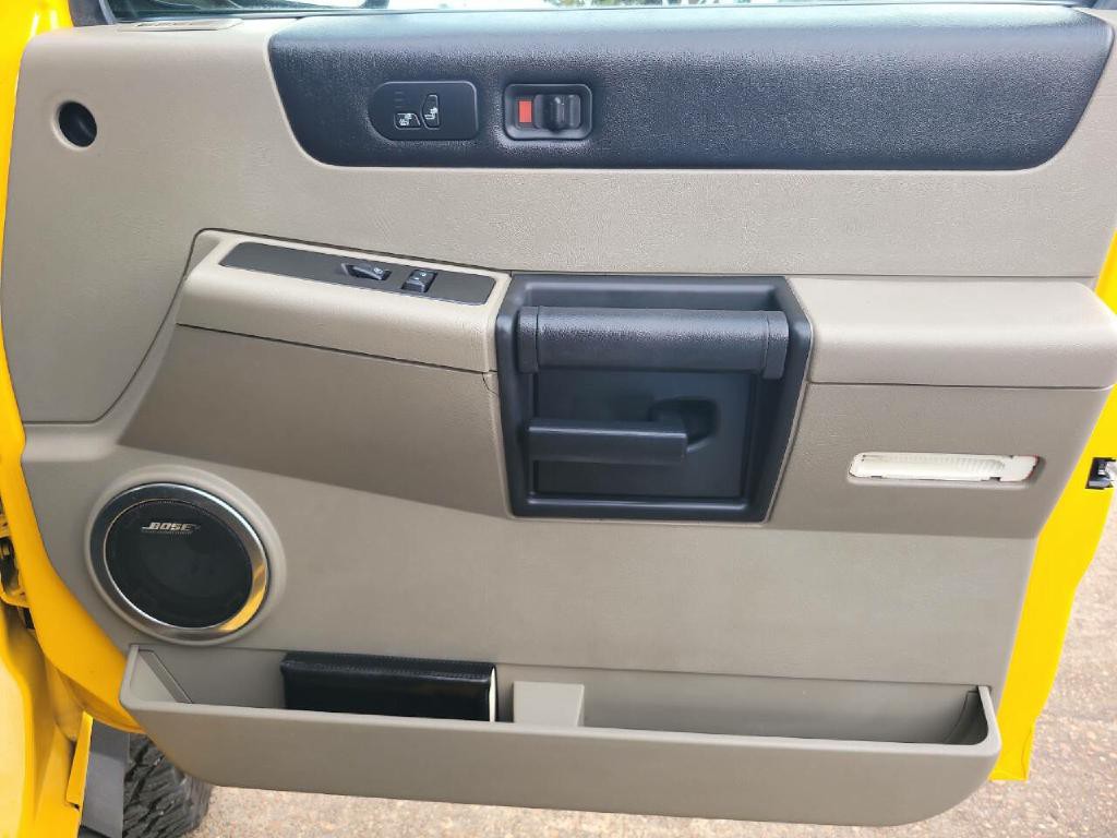 2007 HUMMER H2 Image 29