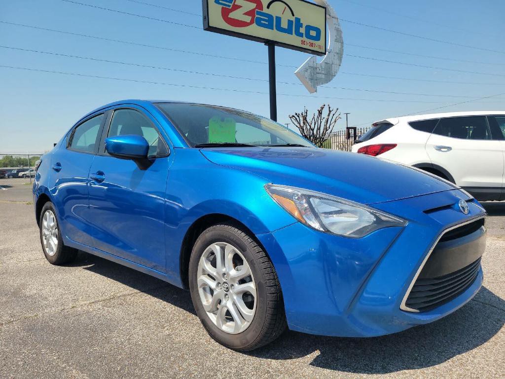 2018 Toyota Yaris Image 1