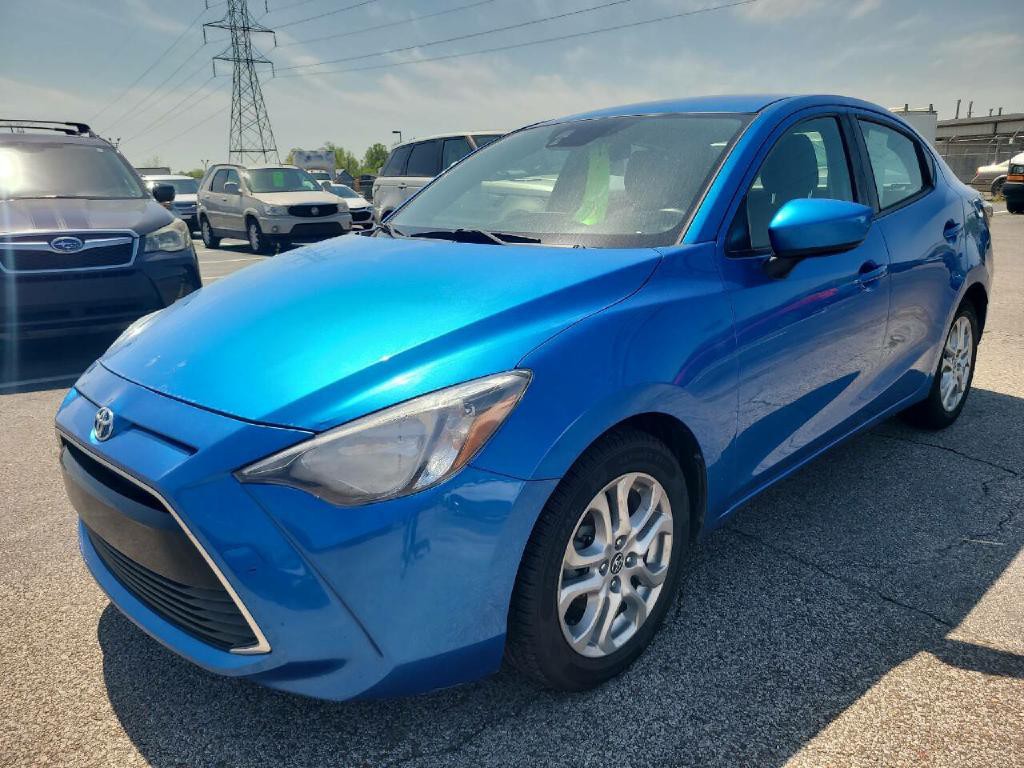 2018 Toyota Yaris Image 3