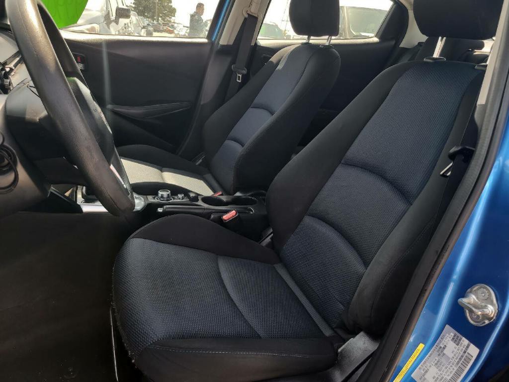 2018 Toyota Yaris Image 8