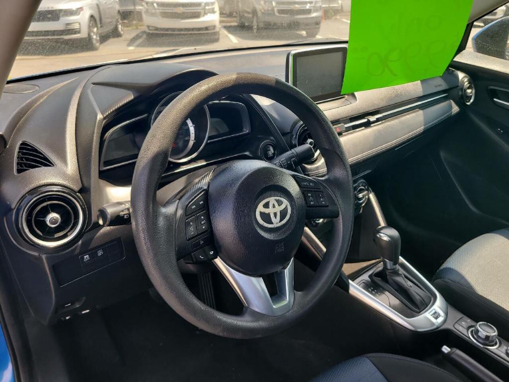 2018 Toyota Yaris Image 9