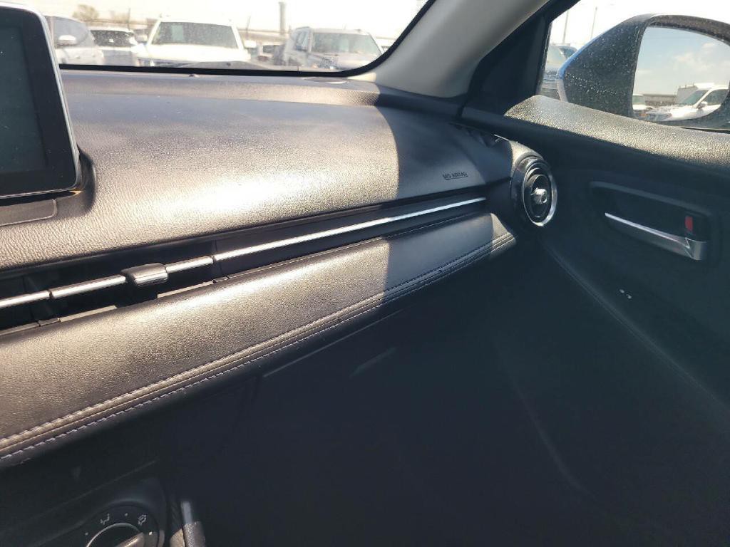 2018 Toyota Yaris Image 12