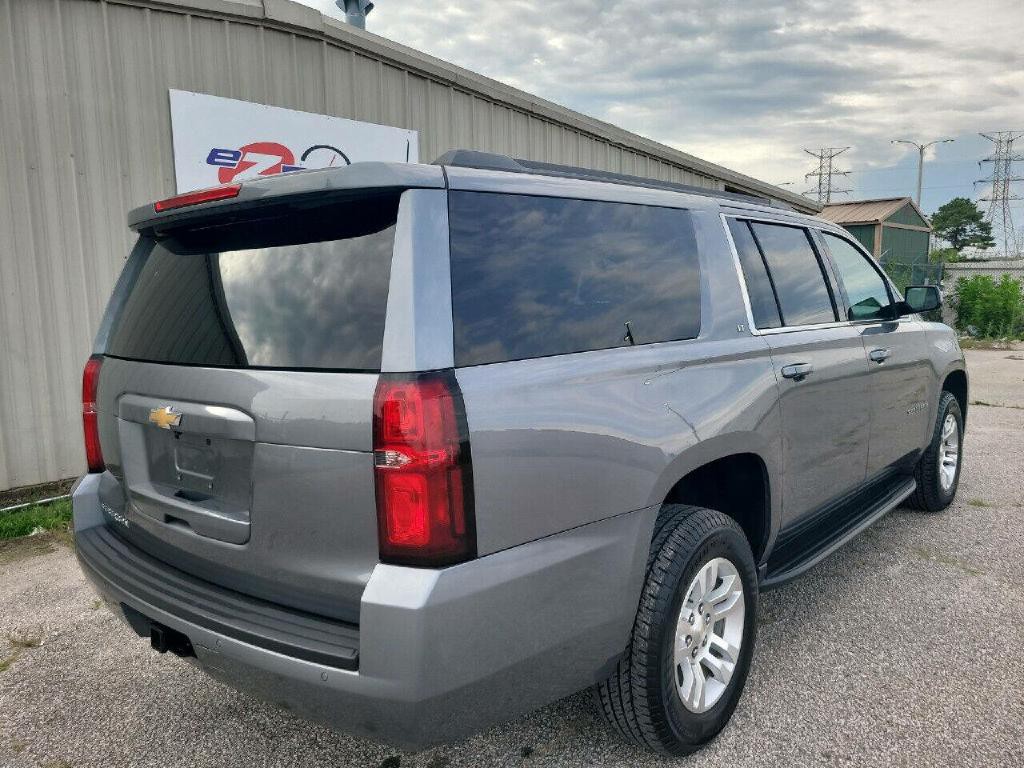 2020 Chevrolet Suburban Image 7