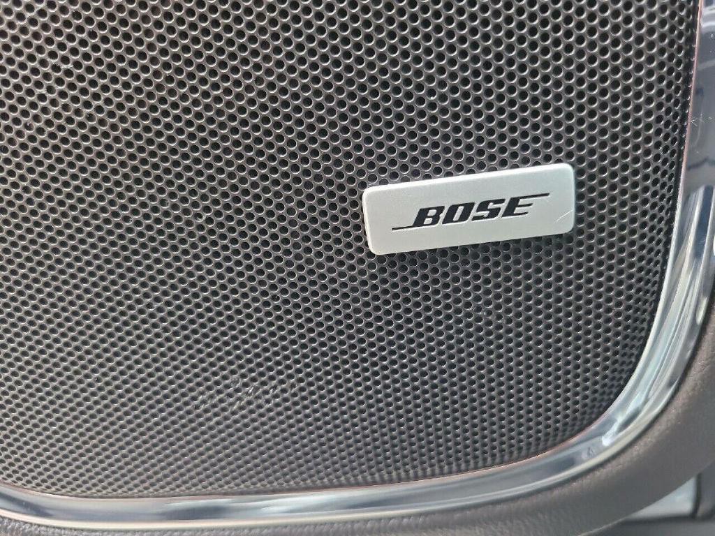 2020 Chevrolet Suburban Image 16