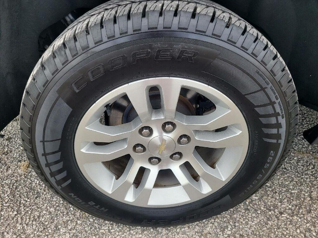 2020 Chevrolet Suburban Image 28