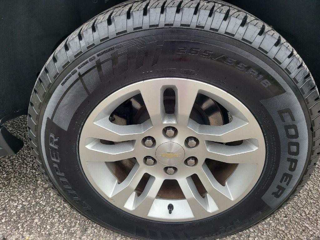 2020 Chevrolet Suburban Image 29