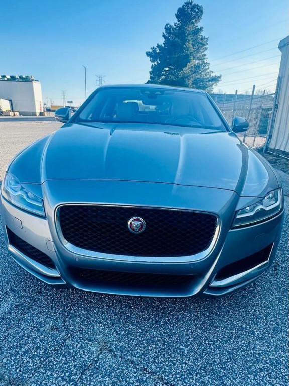 2020 Jaguar XF Image 7