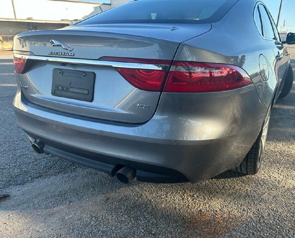 2020 Jaguar XF Image 10