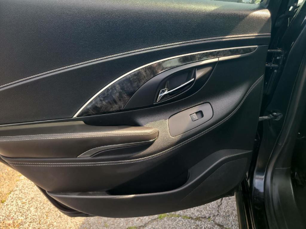 2014 Buick Lacrosse Image 18