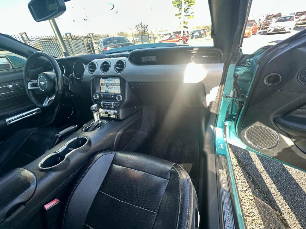 2016 Ford Mustang Image 11