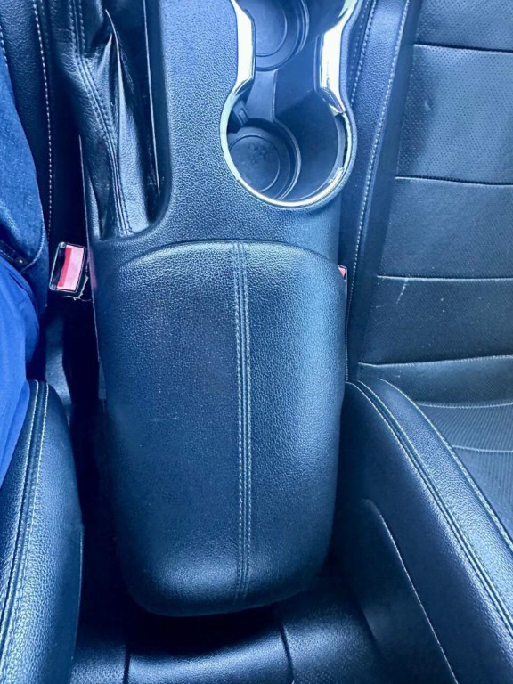 2016 Ford Mustang Image 21