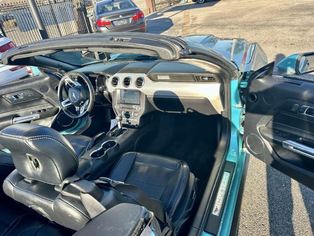 2016 Ford Mustang Image 27