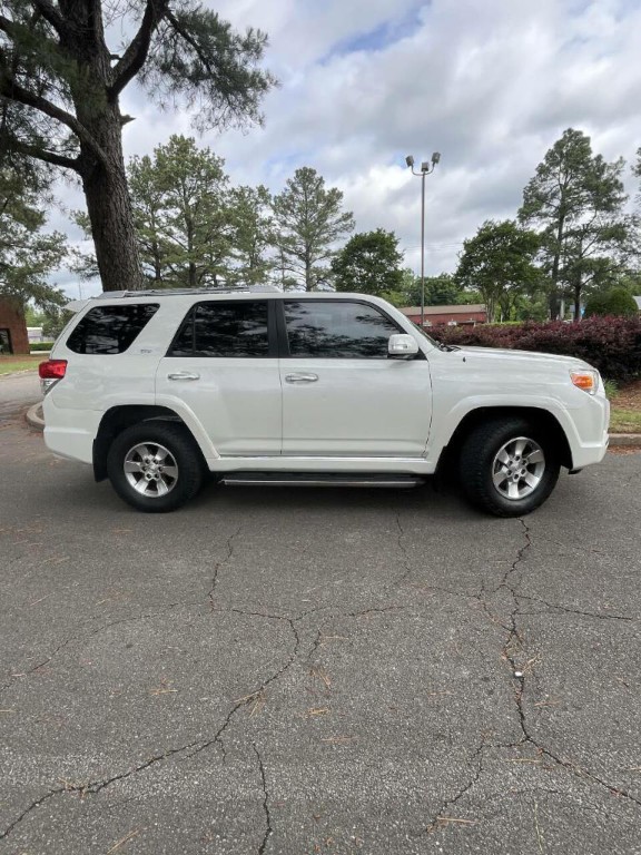 2010 Toyota 4Runner Image 4