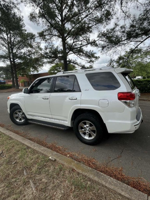 2010 Toyota 4Runner Image 9