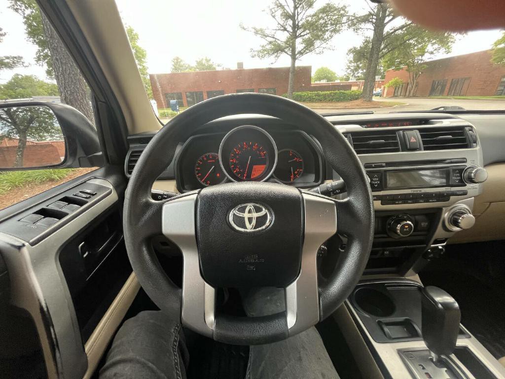 2010 Toyota 4Runner Image 14