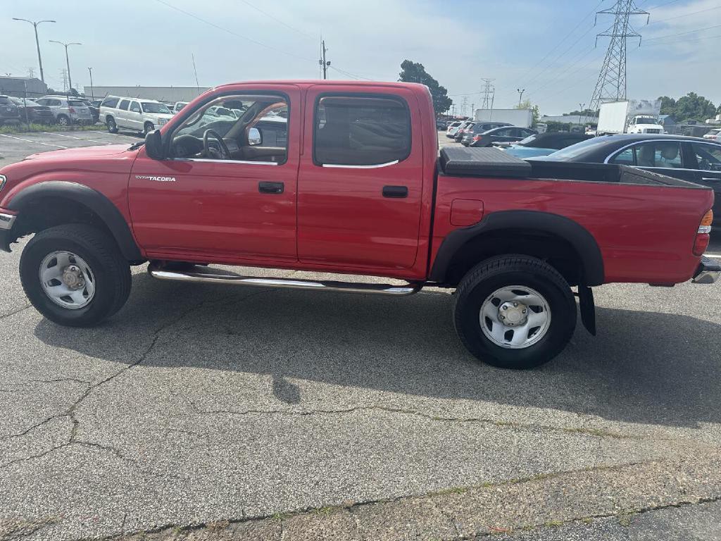 2004 Toyota Tacoma Image 2