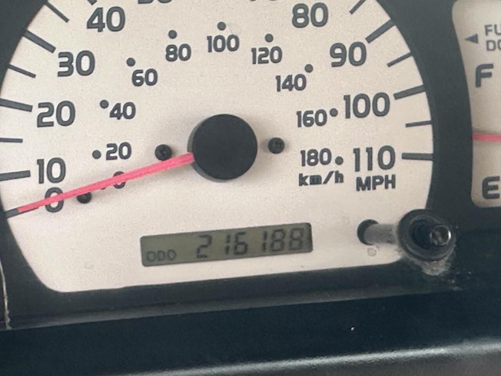 2004 Toyota Tacoma Image 24