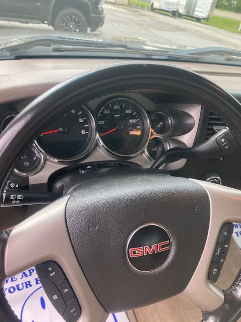 2012 GMC Sierra Image 12