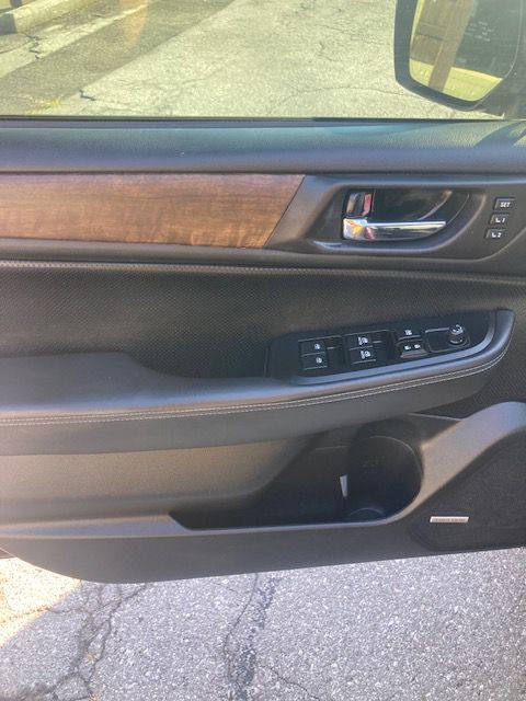 2016 Subaru Outback Image 9