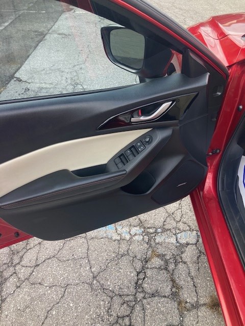 2014 Mazda Mazda3 Image 8