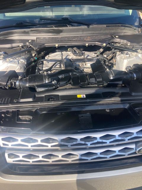 2015 Land Rover Range Rover Sport Image 16