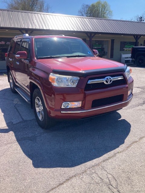 2013 Toyota 4Runner Image 2