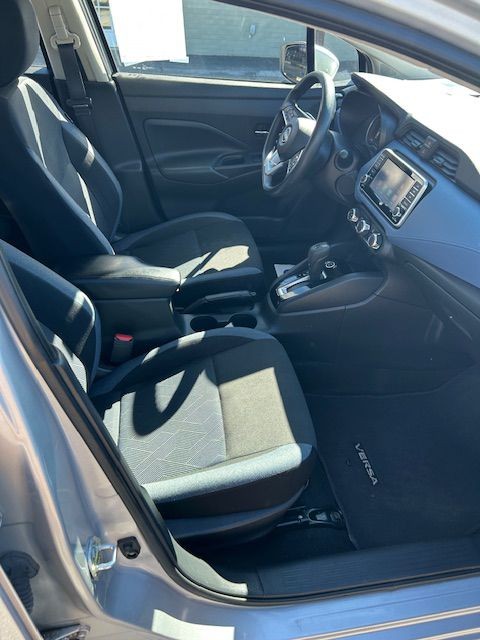 2023 Nissan Versa Image 13