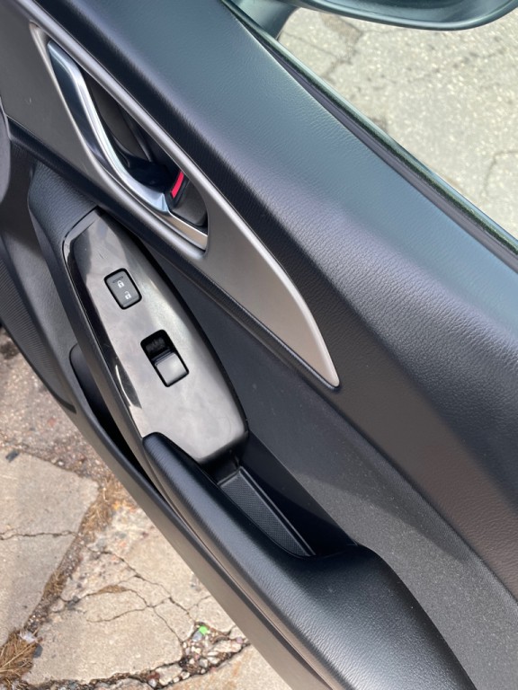 2017 Mazda Mazda3 Image 13