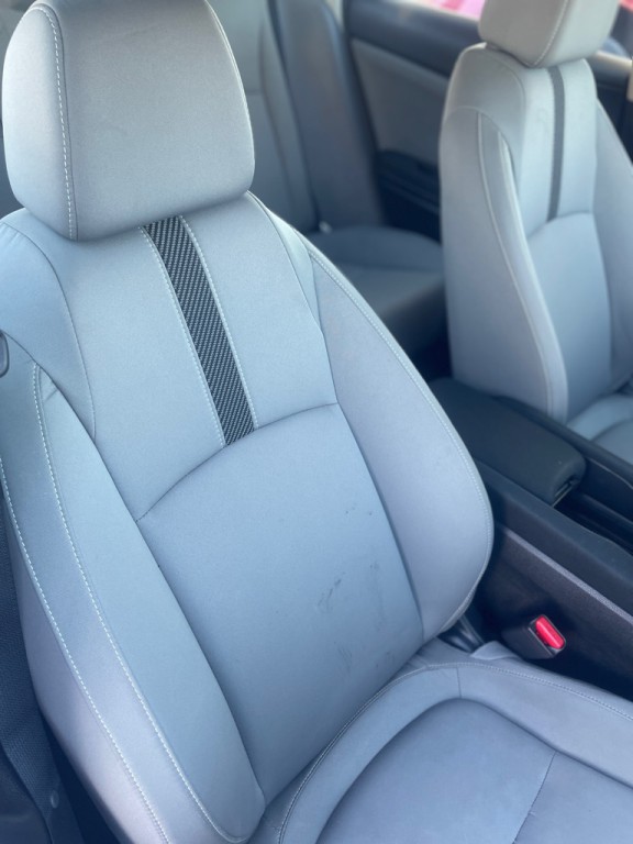 2018 Honda Civic Image 9